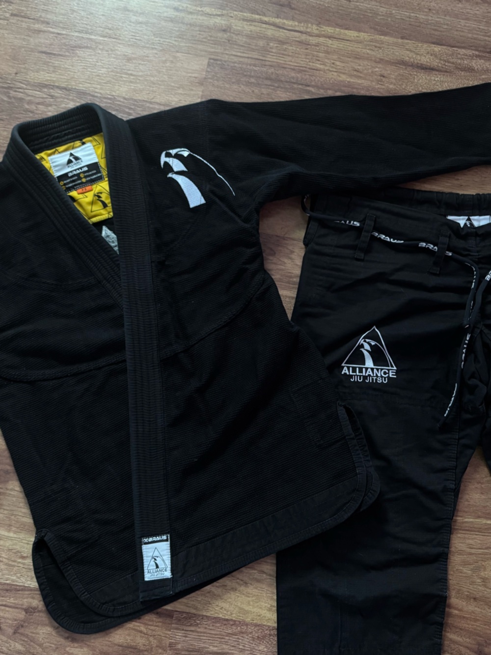 Alliance Eagle Women’s Jiu-Jitsu Gi